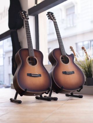 Nově máme na prodejně tyto dvě krásky od slovenské značky @dowina.guitars ! 🤩🇸🇰 Jedná se o modely Danubius C-LB a GAC-LB,...