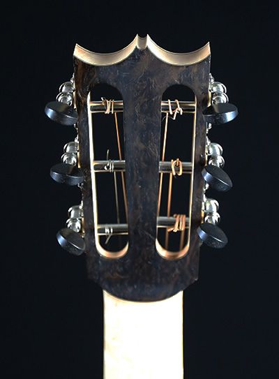 hlava španělské kytary- vhodné struny kovové